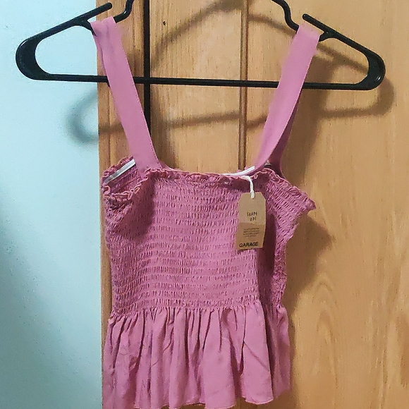 Pink Top Size Small - Picture 2 of 3